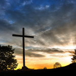 Jose Eduardo De Oliveira e Silva nos conduz em “Catequese como base da fé”, explorando formação, vivência e missão na vida da Igreja.