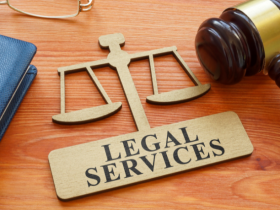 A assessoria jurídica fortalece a confiança entre empresas ao reduzir riscos e alinhar expectativas, observa Hebron Costa Cruz de Oliveira.