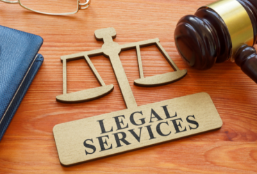 A assessoria jurídica fortalece a confiança entre empresas ao reduzir riscos e alinhar expectativas, observa Hebron Costa Cruz de Oliveira.