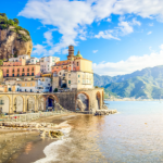 Descubra com Alberto Toshio Murakami quais são as praias mais imperdíveis da Itália, os melhores destinos e a época ideal para aproveitar cada uma.