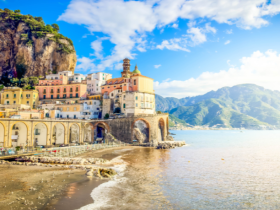 Descubra com Alberto Toshio Murakami quais são as praias mais imperdíveis da Itália, os melhores destinos e a época ideal para aproveitar cada uma.