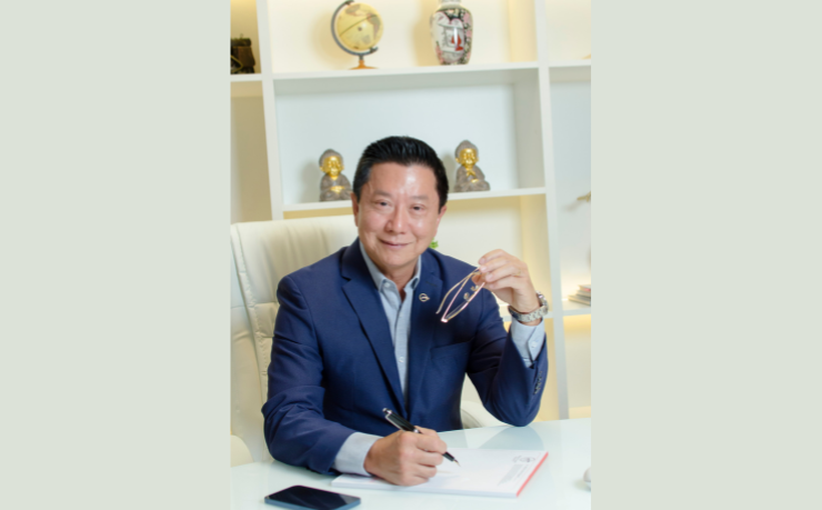 Milton Seigi Hayashi explica o que é a blefaroplastia, suas indicações e como ocorre a recuperação.