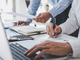 Entenda quando o aposentado pode solicitar a revisão de benefícios, como funciona o processo e qual o papel do Sindnapi - Sindicato Nacional dos Aposentados, Pensionistas e Idosos nesse apoio.