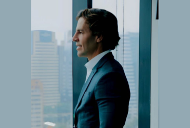 Empreendedorismo e negócios: com Ian dos Anjos Cunha, uma análise clara sobre crescimento sustentável versus crescimento acelerado e os impactos de cada estratégia no longo prazo.